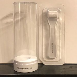 Rodan + Fields AMP MD Micro-Exfoliating Roller